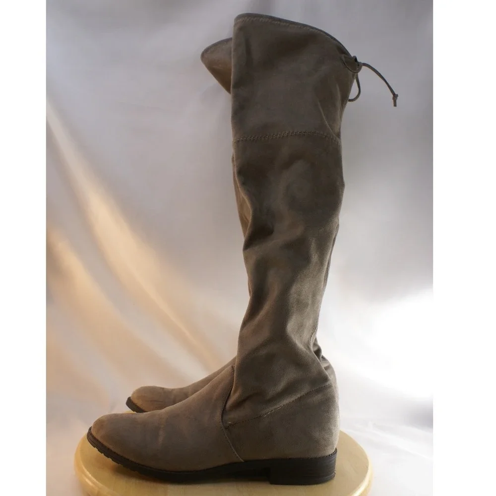 Unisa Divan Taupe Grey Faux Suede Over The Knee Flat Boots Womens 9M Tie Back